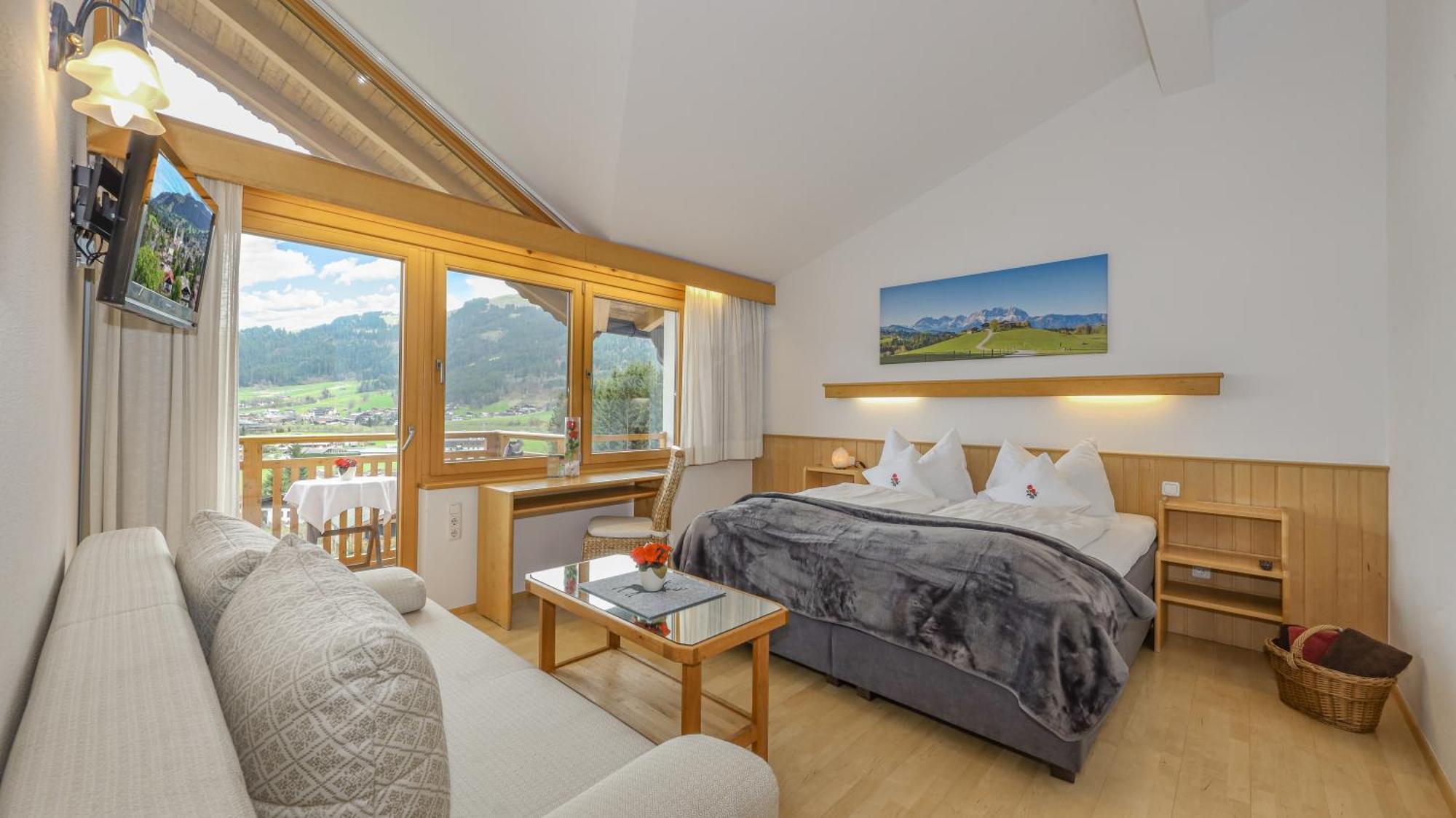 Gartenhotel Rosenhof Bei Kitzbuehel Oberndorf in Tirol Oda fotoğraf