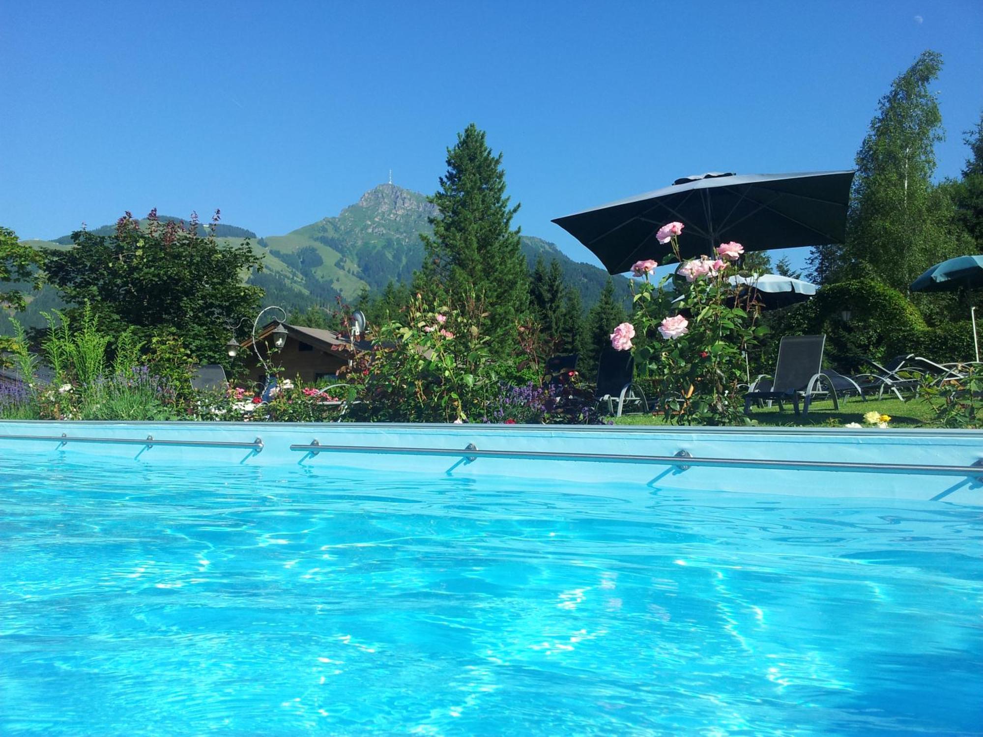 Gartenhotel Rosenhof Bei Kitzbuehel Oberndorf in Tirol Dış mekan fotoğraf